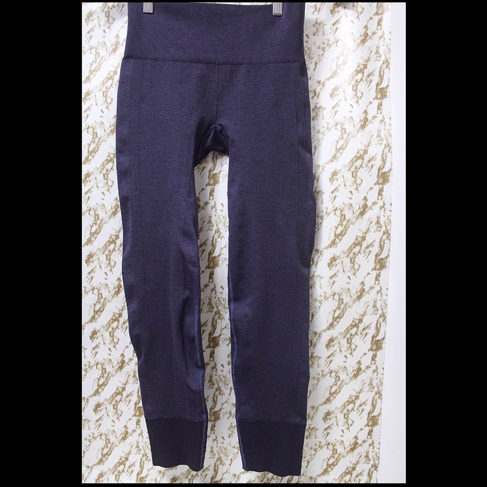 Lululemon _ dark Purple yoga Legging